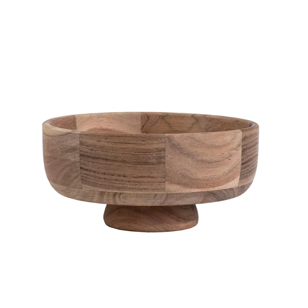 Sögne bolle på stedt akasietre