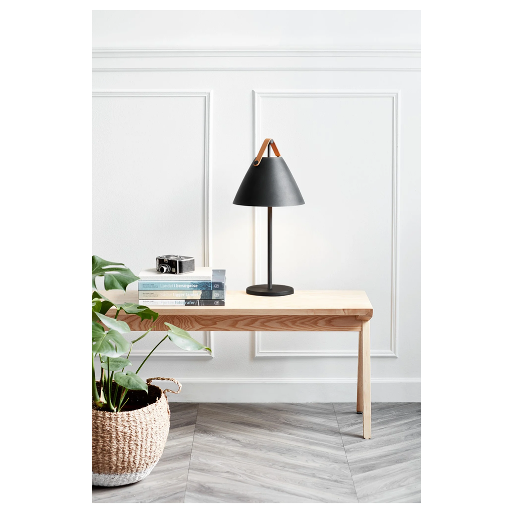Strap Bordlampe Sort