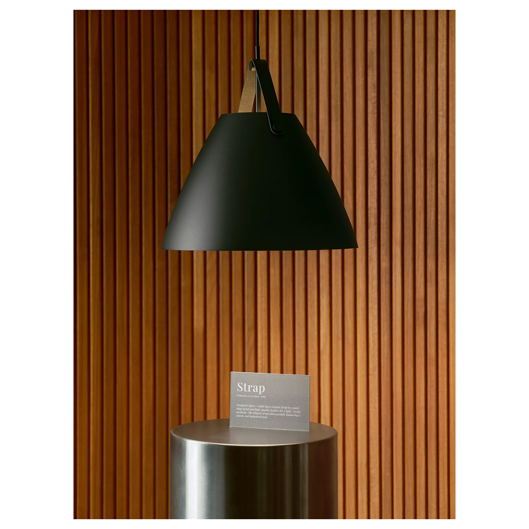 Strap 36 Takpendel Sort