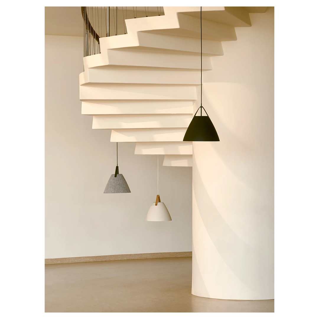 Strap 36 Takpendel Sort