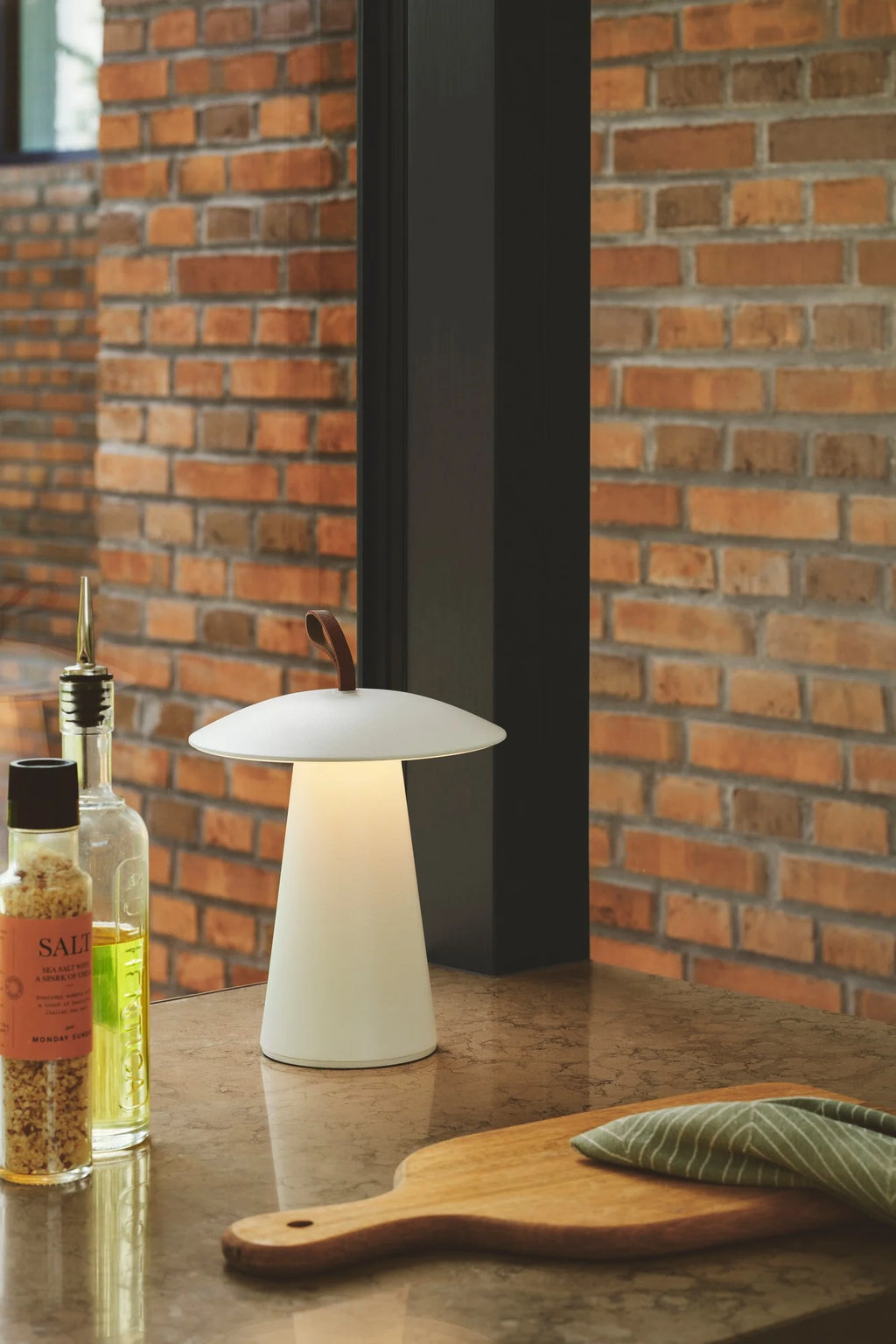 Ara To-Go 2 Battery light White